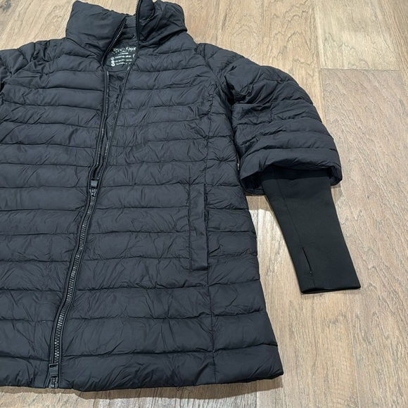 Women’s Calvin Klein Small Premium Down Puffer Jacket - Picture 9 of 10